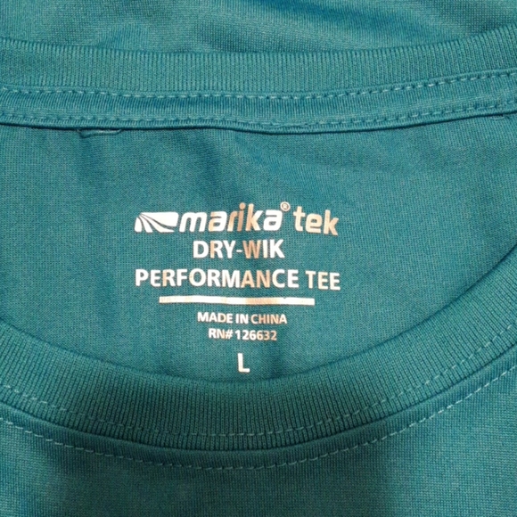 Workout top - Picture 2 of 3